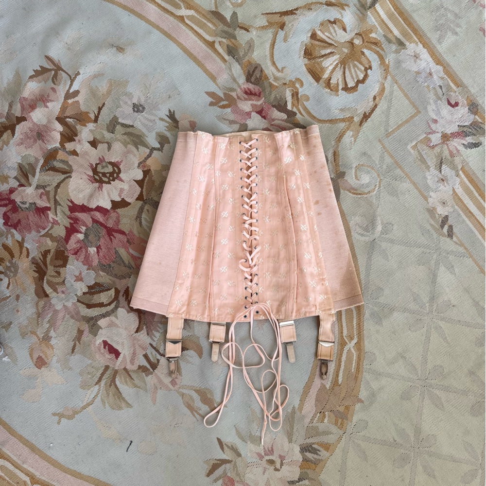 1940’S VINTAGE FRENCH PINK GIRDLE SKIRT